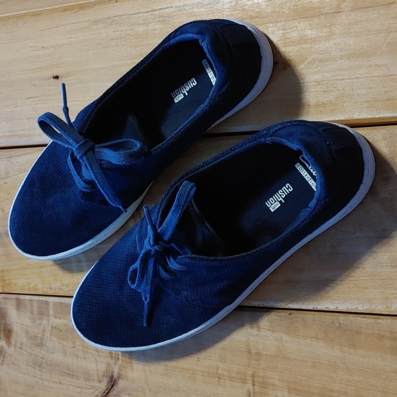 🌻WOMEN'S CLARKS LACE UP BLUE SHOES - Picture 1 of 8